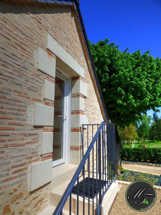 Le Moulin De Follet Bed & Breakfast Fougere  ภายนอก รูปภาพ